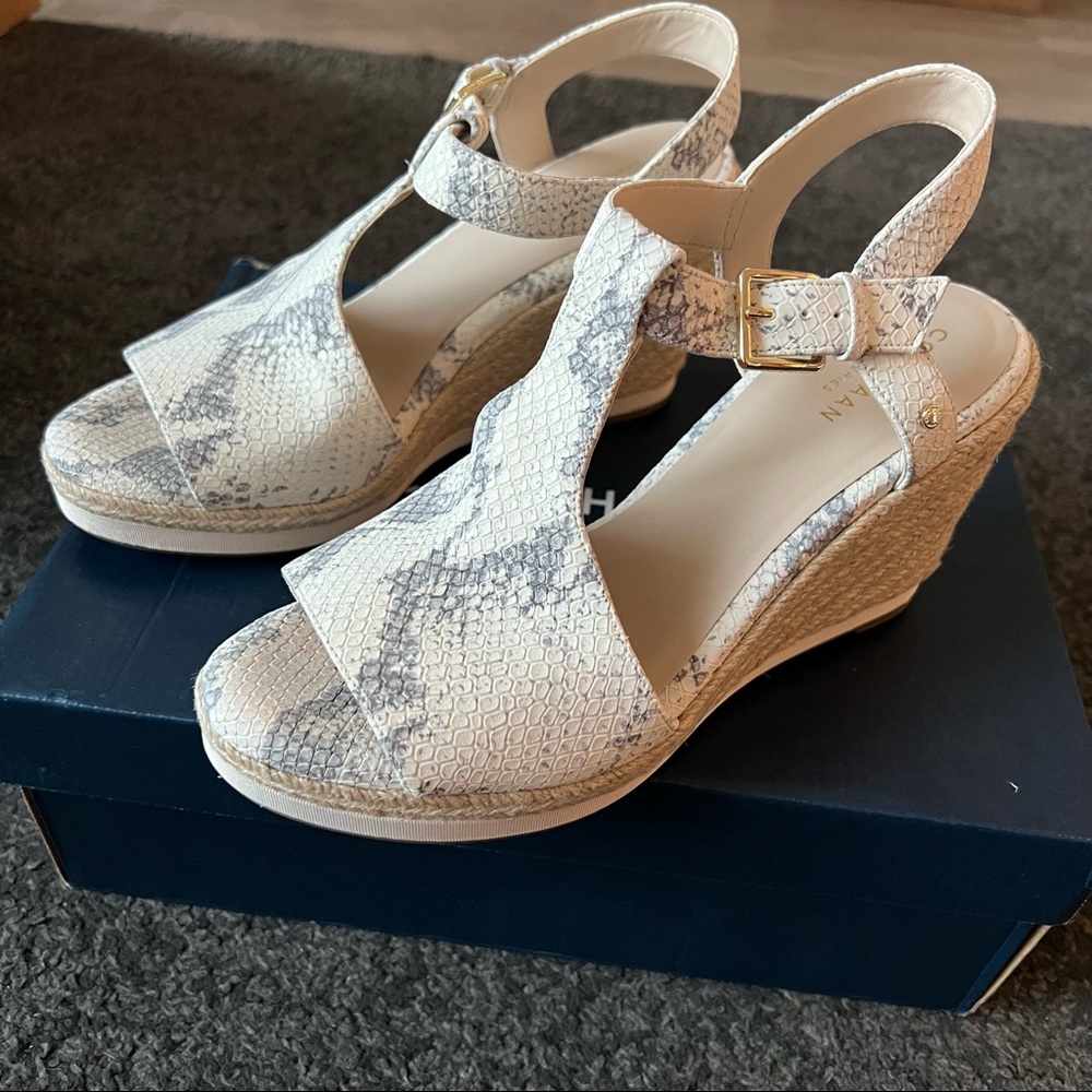 Cole Haan Cloudfeel Python Print Espadrilles Wedg… - image 4